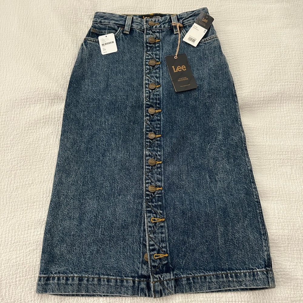 Lee jean skirt